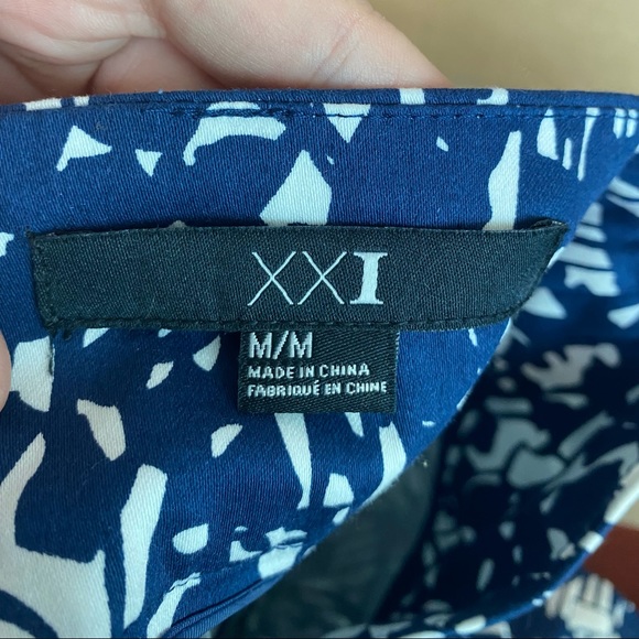 🦖 Forever 21 mini blue skirt 3/$25 - Picture 4 of 5